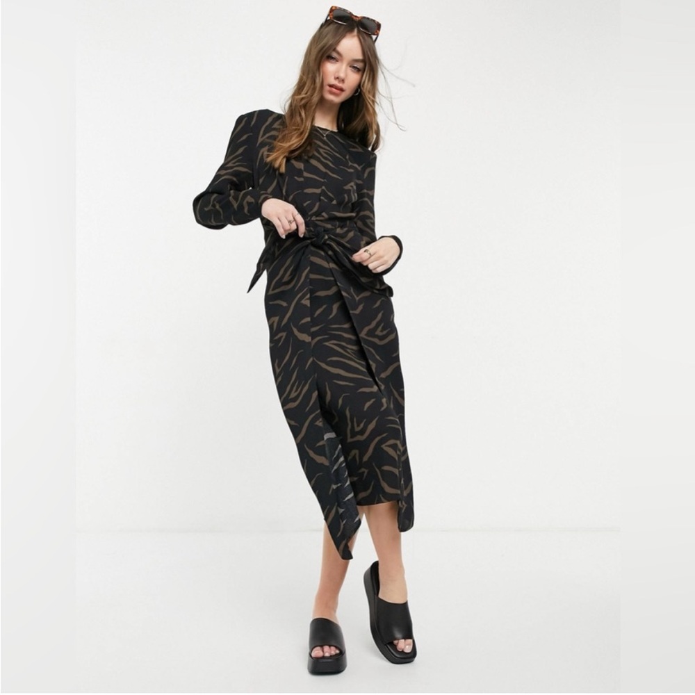 & Other Stories NWOT (tags detached) Zebra Wrap MIDI Dress